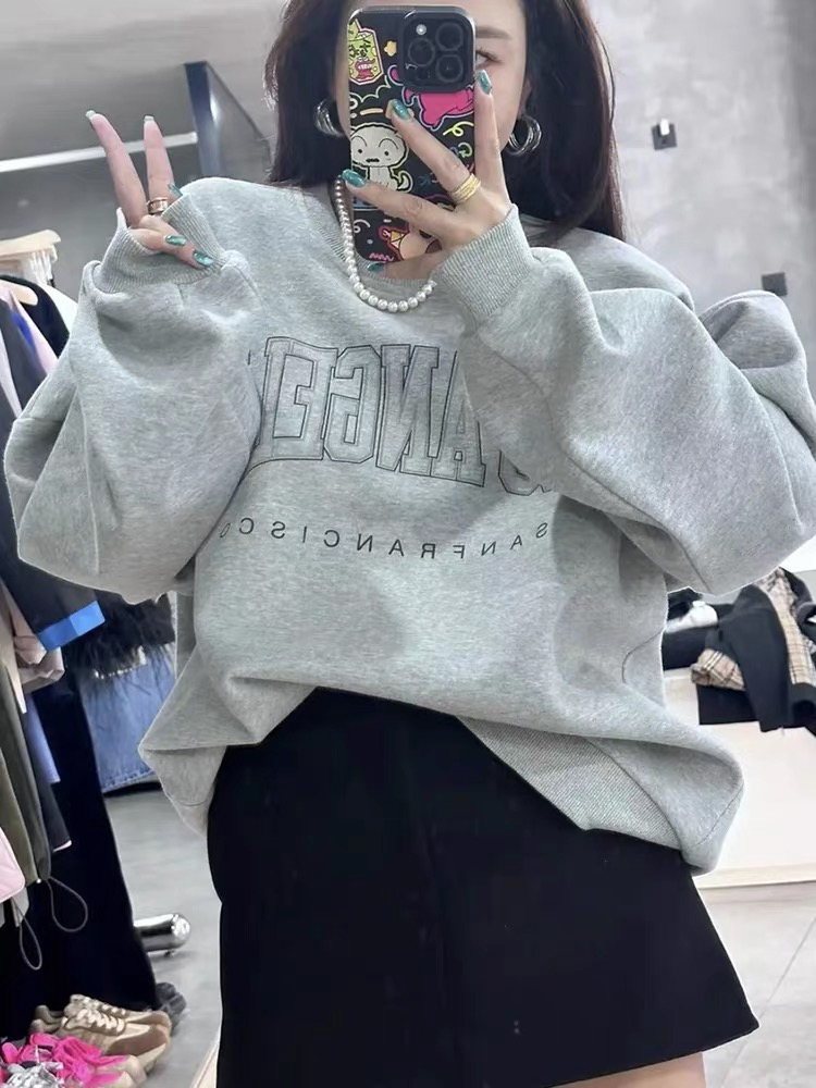 Round neck sweatshirt women's trendy ins autumn 2023 new loose lazy style American retro letter casual top