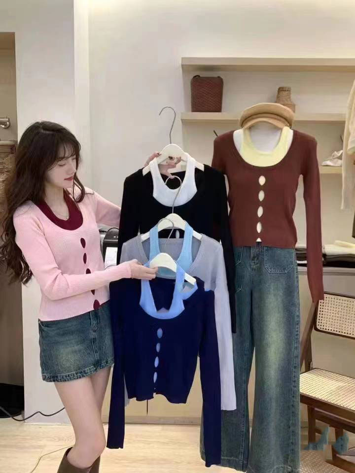 Quality inspector's picture of pure lust sweetheart hottie halter neck temperament short fake two-piece set women's knitted sweater slimming top