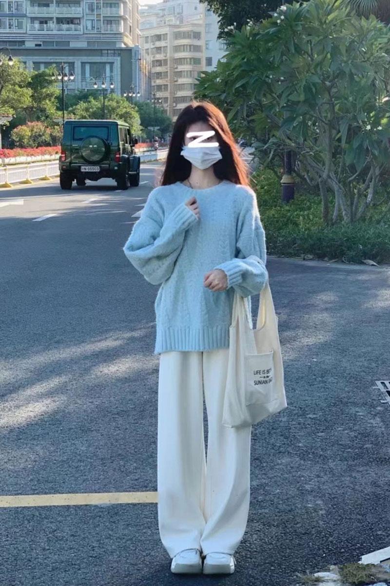 2023新款奶藍色麻花套頭毛衣女秋冬加厚慵懶風高級感內搭針織上衣