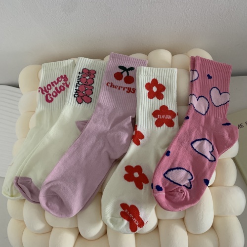 实拍 韩版百搭粉色白色花朵中筒袜少女堆堆袜5双装