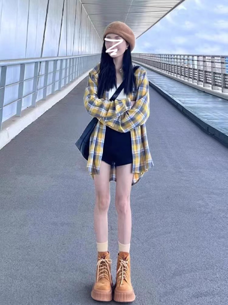 格子襯衫女早初秋裝2023新款寬鬆慵懶襯衣外套長袖上衣設計感小眾