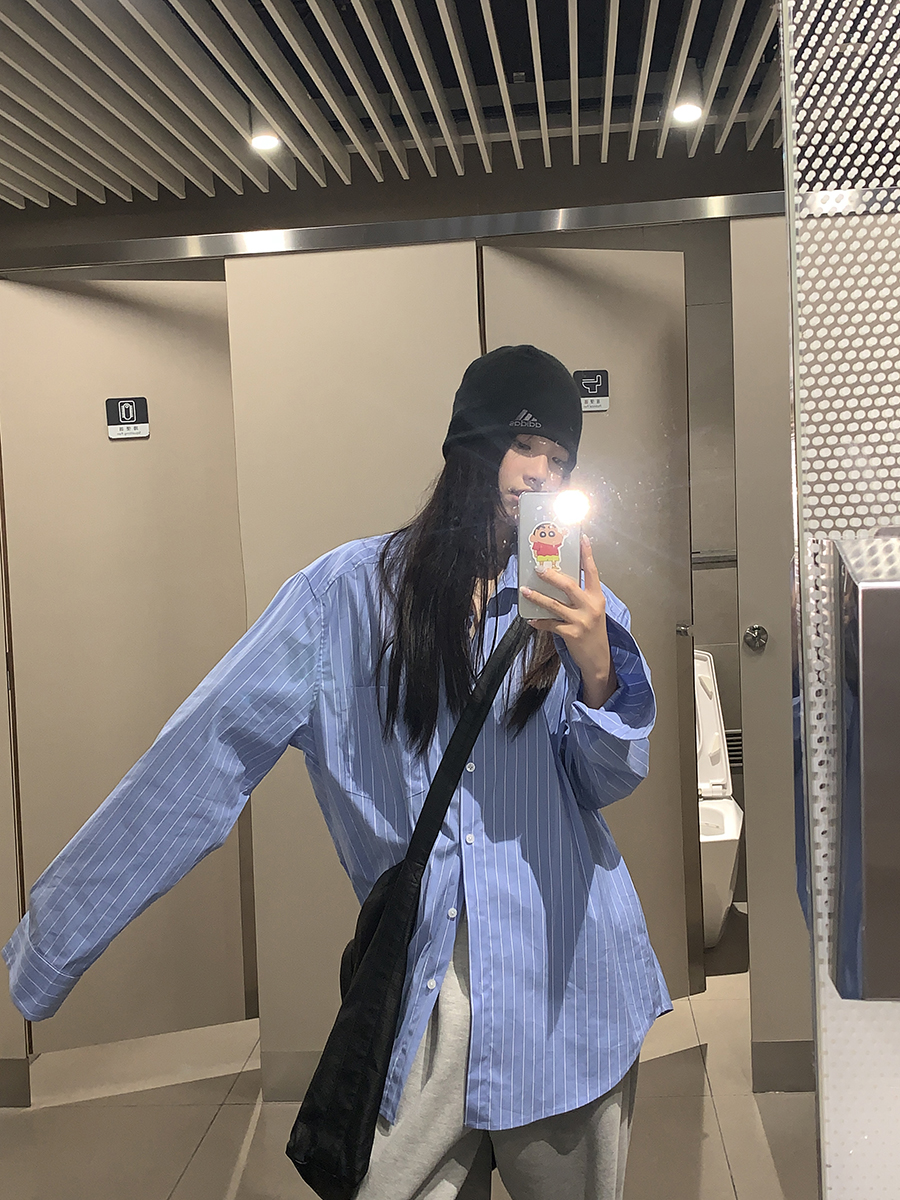 紅人館藍色襯衫女2023新款春秋季小眾條紋上衣長袖法式慵懶風襯衣