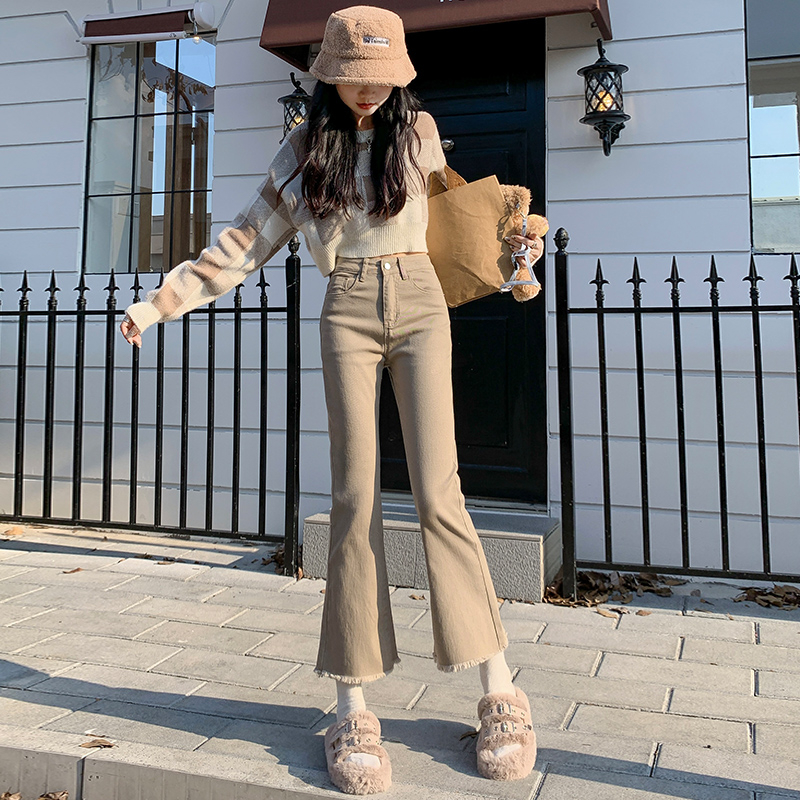 Real shot of 2023 autumn fashionable denim boot-cut pants for women, versatile high-waisted slimming raw edge flared pants