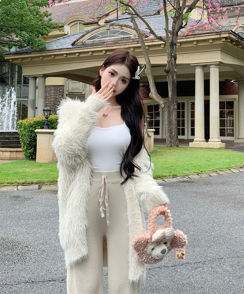 Actual shot of autumn and winter lazy style high-end sweater jacket small suspenders wide-leg pants long trousers suit for women