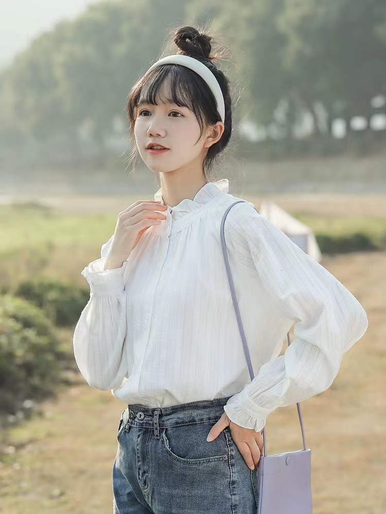 木耳邊襯衫女設計感小眾2023年春季新款白色長袖襯衣內搭打底上衣