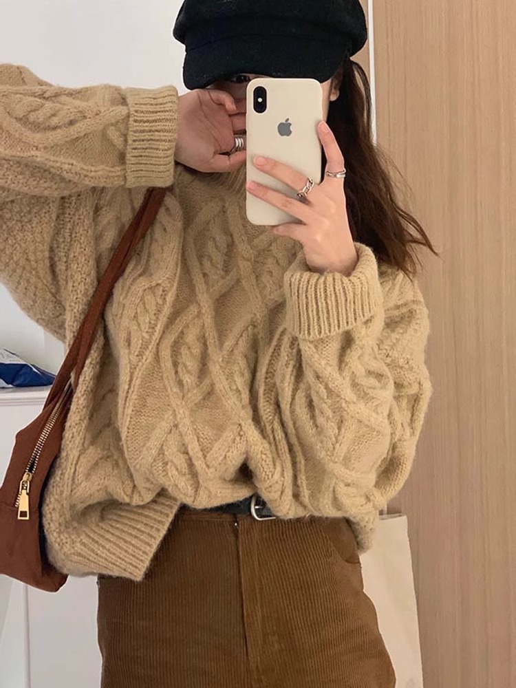 Korean style retro high-end loose knitted sweater, fashionable and versatile, long-sleeved round neck pullover, soft waxy twist sweater for women in winter