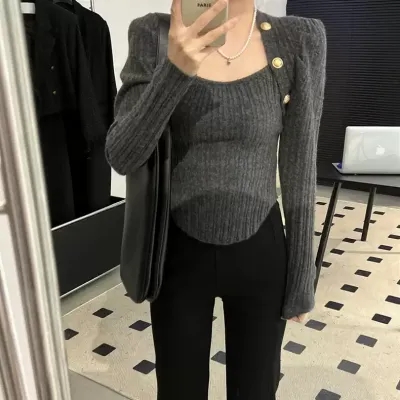內搭方領打底衫女秋冬高級感2023新款毛衣針織衫修身別致短款上衣
