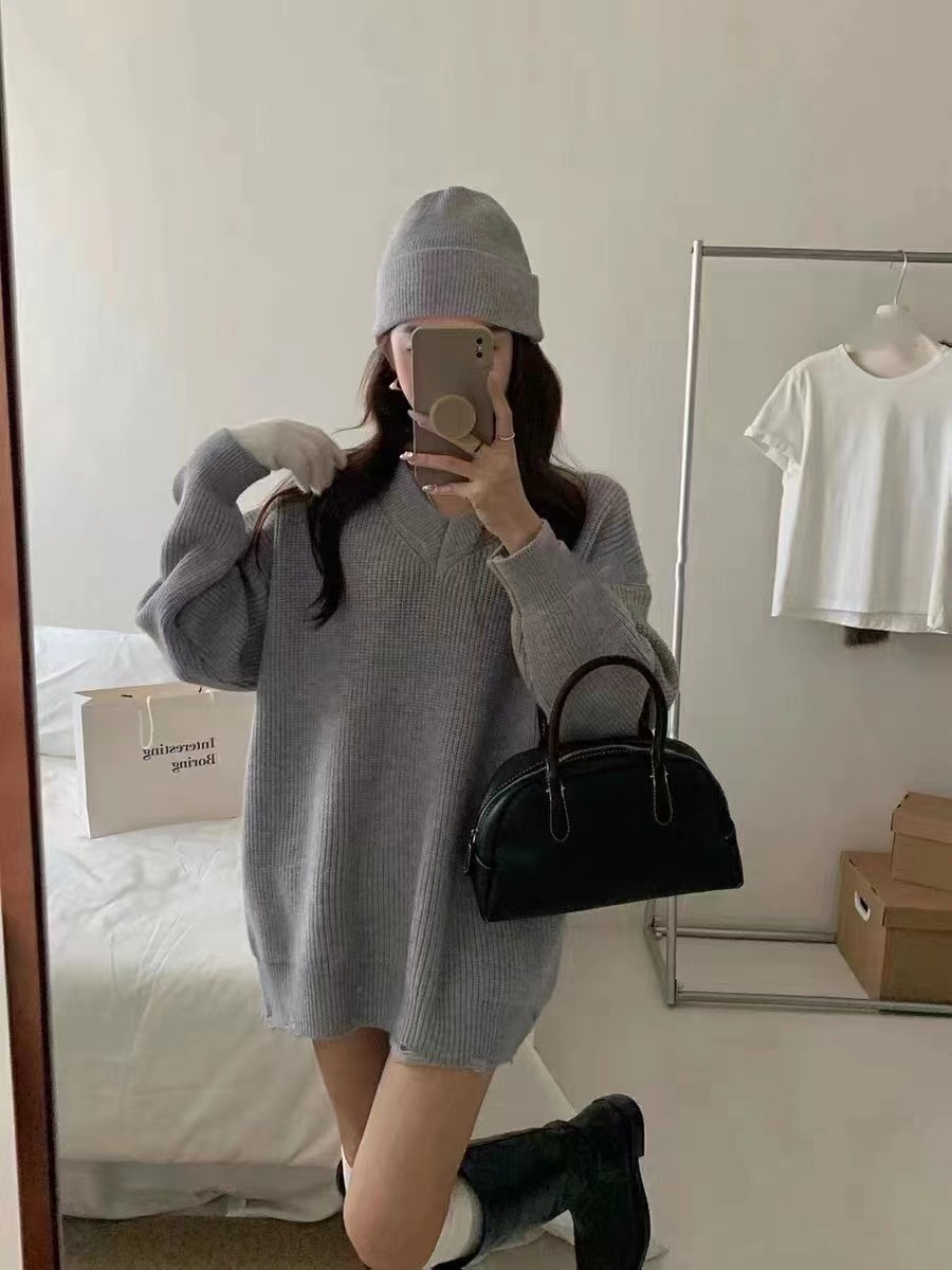 韓系氣質磨邊小眾設計V領毛衣女寬鬆慵懶風百搭顯瘦百搭針織衫秋