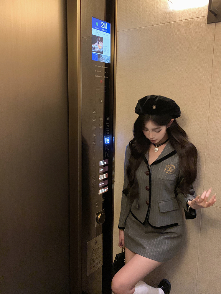 實拍 少女情節 刺繡學院風海軍領羊毛西裝套裝女秋季