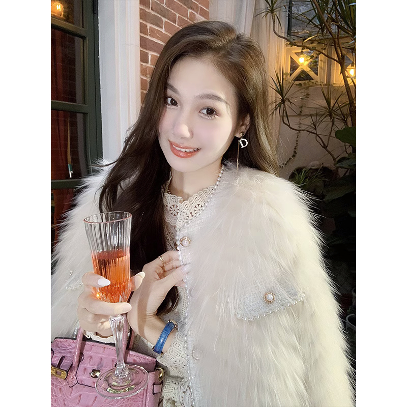 2023 New Winter Lady Style High-end Furry Women's Jacket Original Fabric