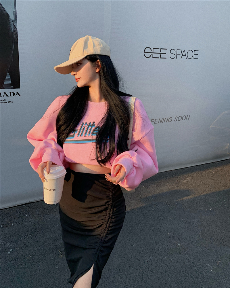 Real shot of versatile space cotton sweatshirt, round neck long-sleeved top + high-waist slimming slit long skirt