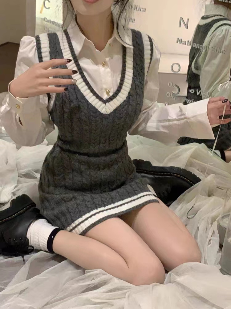 2023 Korean College Style Sleeveless Knitted Vest Dress Women's Waist Slimming Overlay Skirt Covering Hips Short Skirt