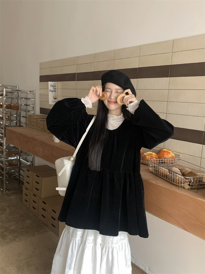 實拍~減齡復古小眾法式設計感氣質泡泡袖娃娃衫絲絨襯衫女