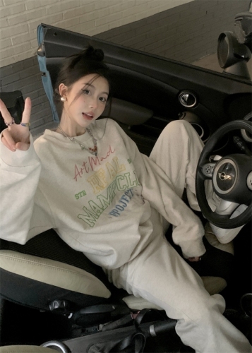 Real shot of velvet colorful letter embroidered round neck sweatshirt + drawstring embroidered casual sweatpants