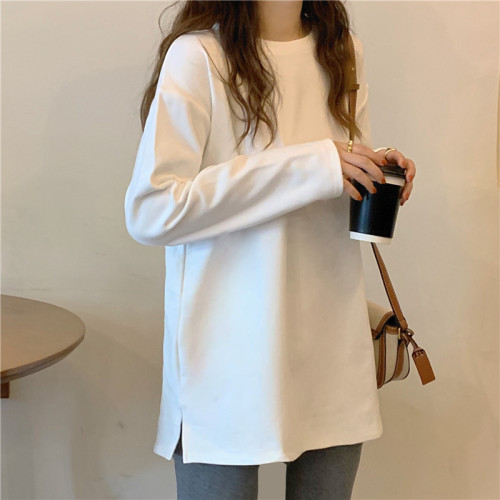 Real shot of German velvet white bottoming shirt for women in autumn and winter layered with velvet long-sleeved T-shirt for women in mid-length style