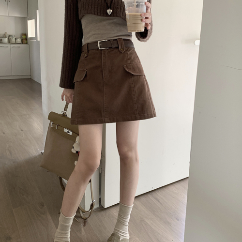 Actual shot of high-waisted slimming skirt for women, versatile autumn A-line skirt