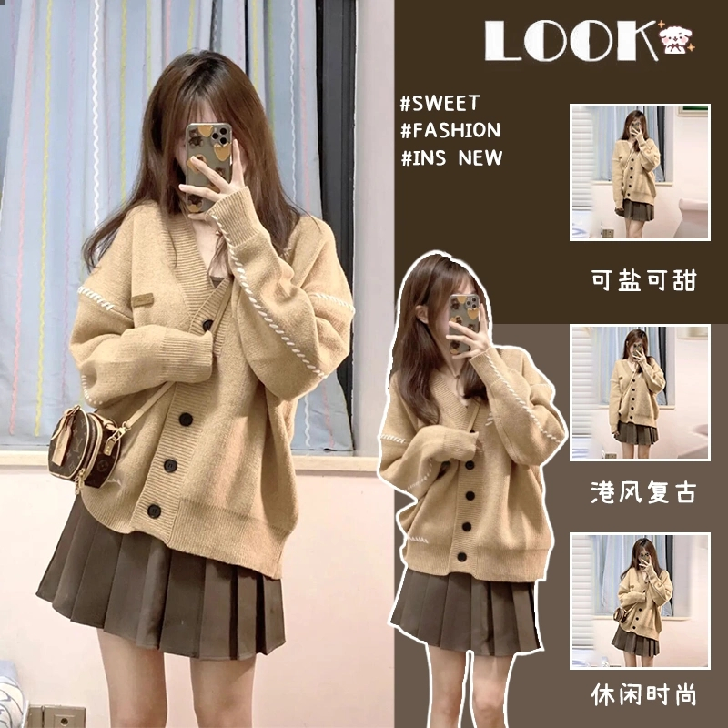Autumn high-end college style professional suit for women who are younger and smaller, sweater, pleated skirt, two-piece set