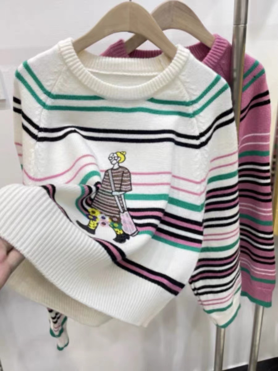 Long-sleeved cartoon embroidered short college style sweater for women, pullover bottoming sweater, autumn and winter new temperament top