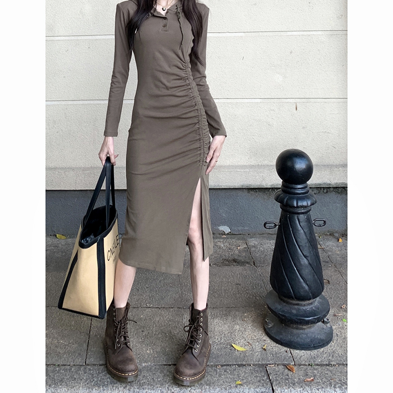 3-color pure lust style hooded long-sleeved inner dress for women autumn and winter pleated waist slit mid-length skirt
