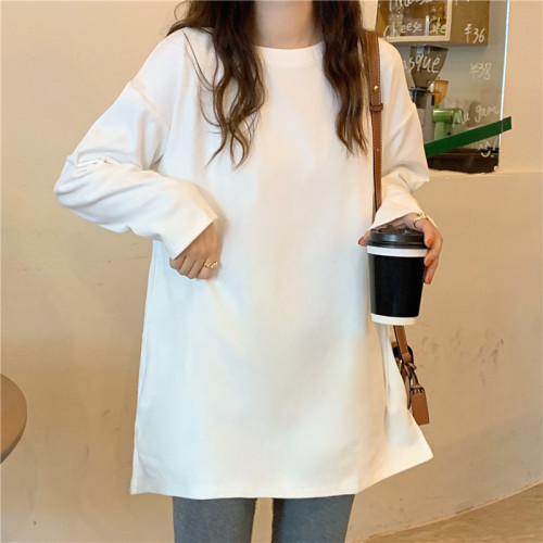 Real shot of German velvet white bottoming shirt for women in autumn and winter layered with velvet long-sleeved T-shirt for women in mid-length style