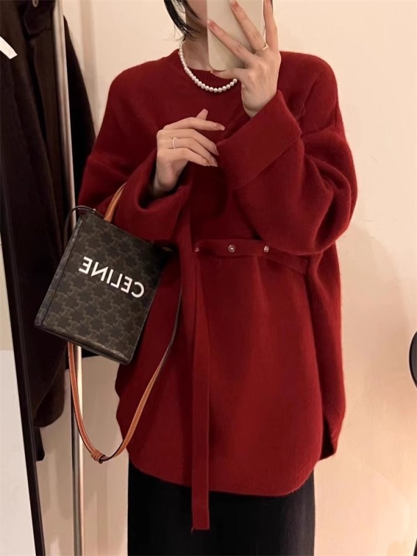 高級感軟糯浣熊絨紅色毛衣女慵懶風加厚中長款紐扣飄帶溫柔針織衫