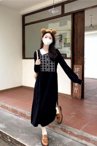 Actual shot ~ New style for autumn and winter ~ Xiaoxiang style knitted dress for women in autumn and winter with bottoming long-sleeved skirt