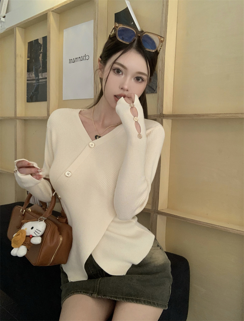 實拍：掐腰顯瘦V領修身氣質純欲姐姐長袖套頭針織上衣女