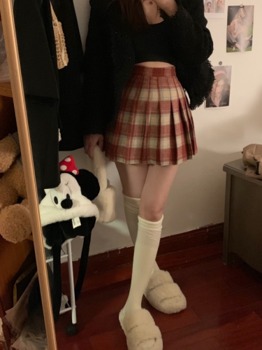 Real shot of skirt for women in autumn and winter plaid woolen high waist red small A-line pleated skirt short skirt