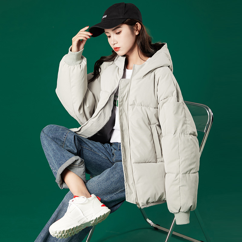 Real shot of women's cotton coat, Korean style short bread coat, small person, large size, Hong Kong style loose down jacket, student fat MM