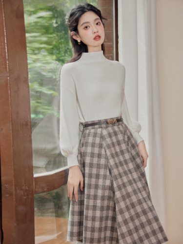 Two-piece French retro thickened woolen plaid high-waisted large-swing umbrella skirt winter skirt top set