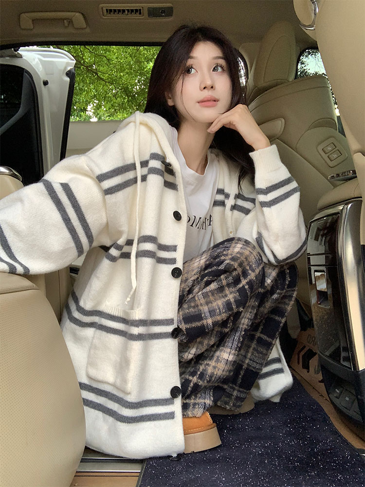 實拍 秋冬韓chic簡約百搭單排扣連帽毛衣開衫