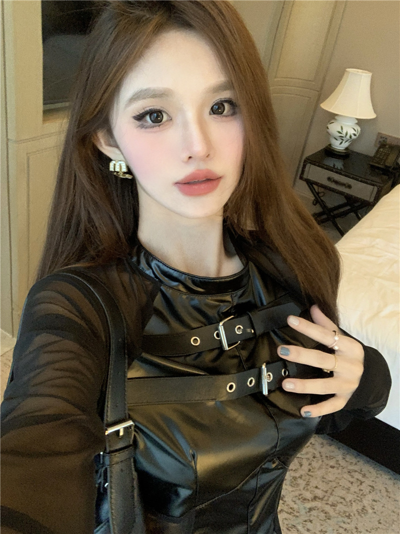 實拍~2023秋新款純欲辣妹PU皮拼接網紗設計感小個子長袖上衣