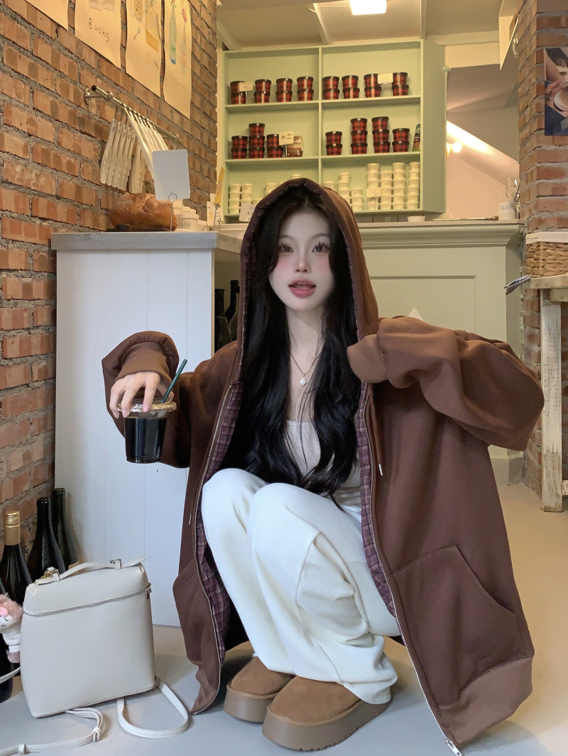 Actual shot of versatile velvet hooded sweatshirt for women, spring and autumn zippered loose thickened lazy jacket