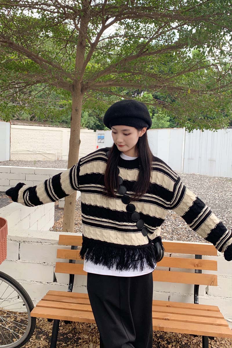 優質 秋冬撞色條紋流蘇圓領毛衣女設計感顯瘦短款針織上衣