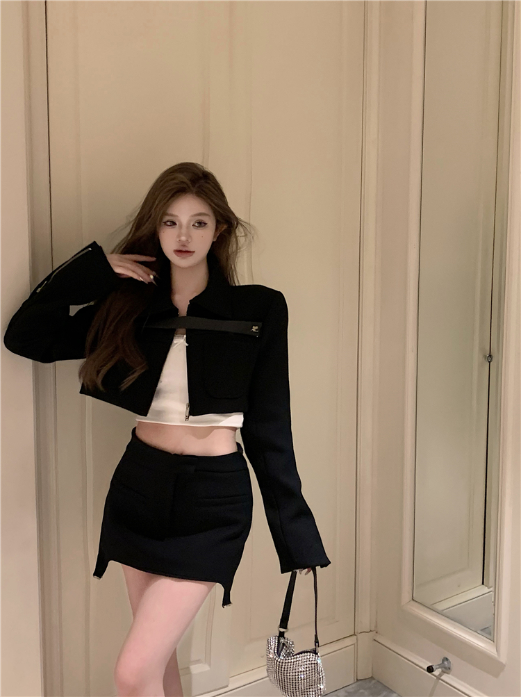 Real shot!  Black long-sleeved short coat, autumn sweet and cool hot girl suit, high-waist tight hip-hugging short skirt