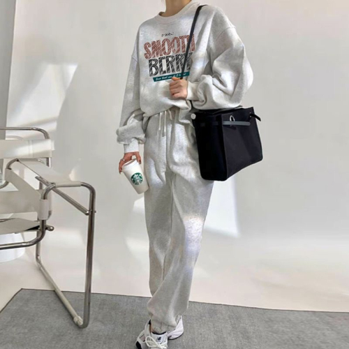 Winter young and trendy gray sweatshirt long-sleeved trousers two-piece set fashionable outfit