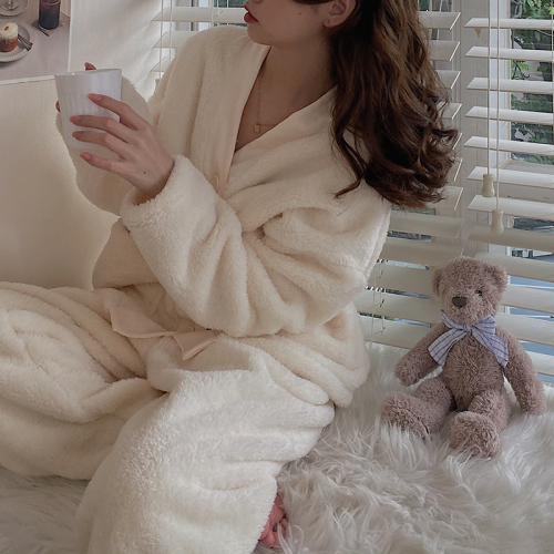 Actual shot of velvet thickened Korean style cardigan home wear pajamas set