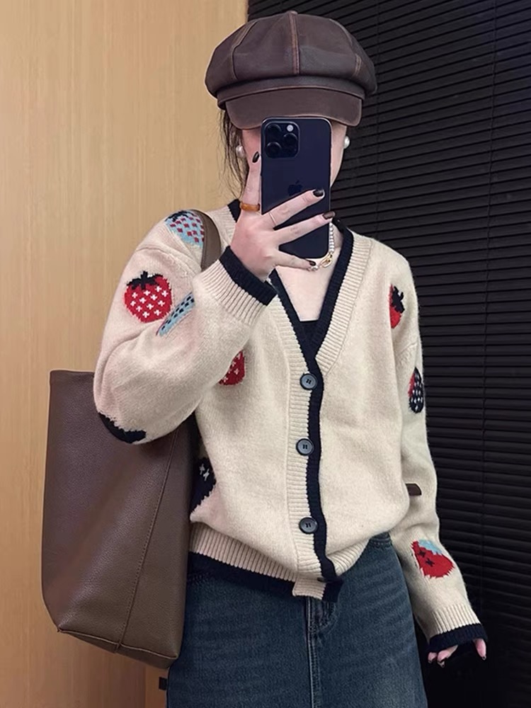 Color block V-neck lazy sweater cardigan autumn temperament single-breasted wool sweater fashionable top