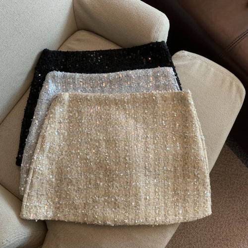 Photographed Fall/Winter Instagram blogger sequin tweed midi skirt