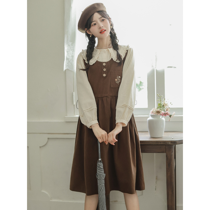 No less than 208 real shot college style embroidered waist vest skirt + shirt