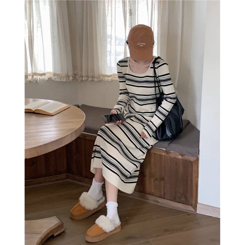 方領撞色條紋長袖連衣裙女裝早秋修身顯瘦氣質中長款裙子