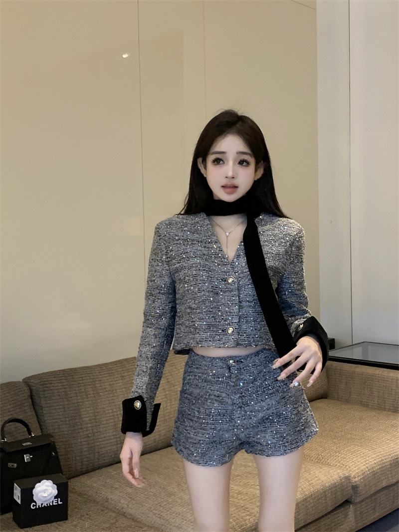 Actual shot of Xiang Nai's Autumn and Winter Admission Ticket Xiao Xiang Liang Silk Woolen Fabric Suit