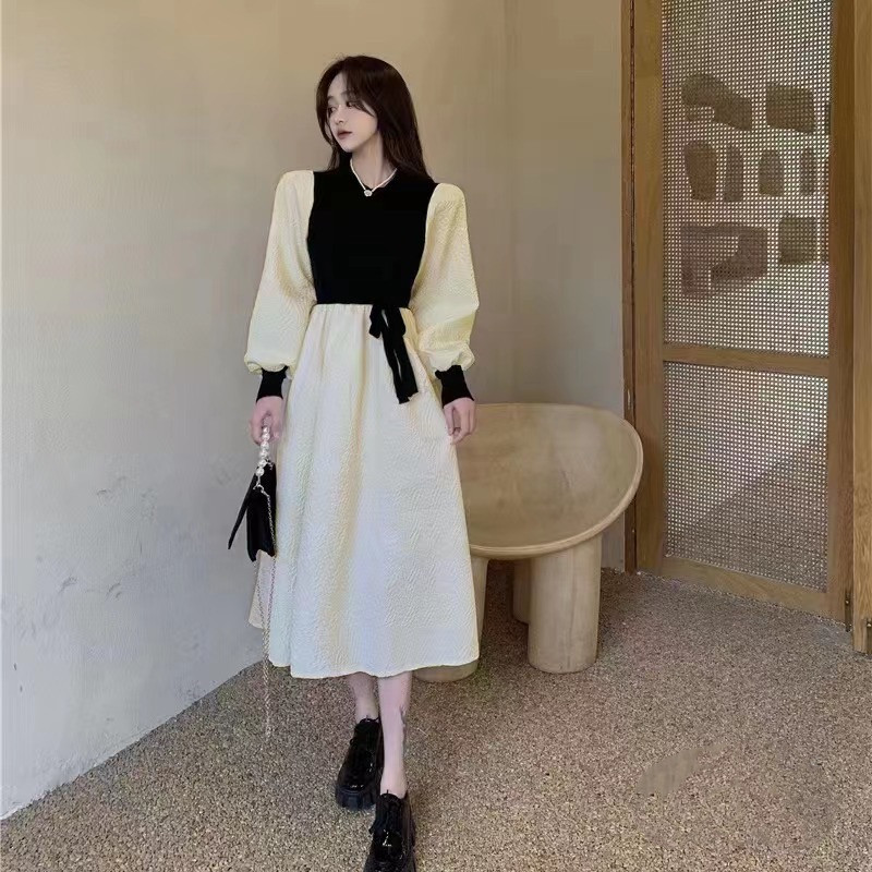 早秋針織新款韓版v領拼接泡泡袖長袖連衣裙系帶顯瘦氣質女裝