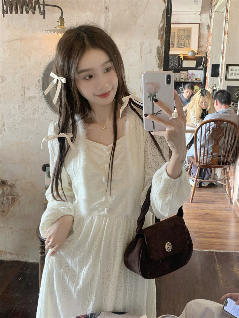 實拍~溫柔貂毛秋冬加絨毛絨感蕾絲連衣裙