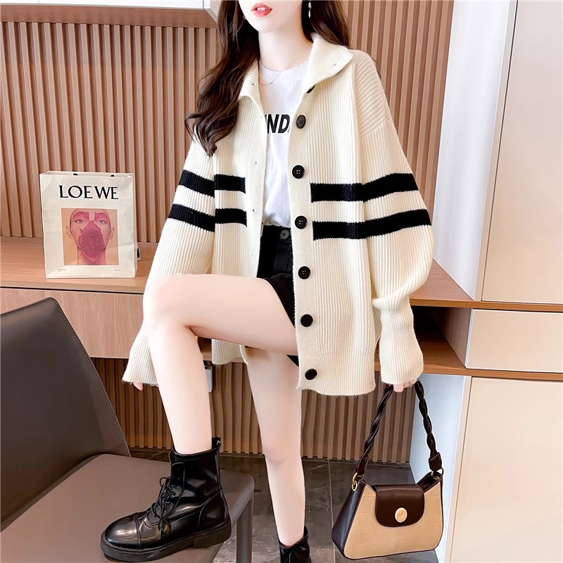Design niche stand-up collar sweater cardigan women's Korean version 2023 new autumn loose lazy wind sweater jacket