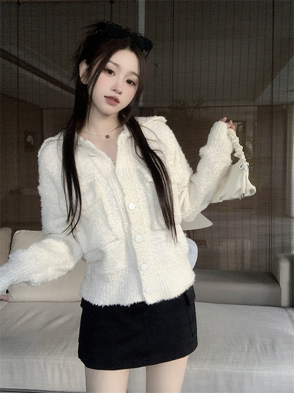 實拍秋冬新款翻領設計感加厚白色外套短款開衫上衣