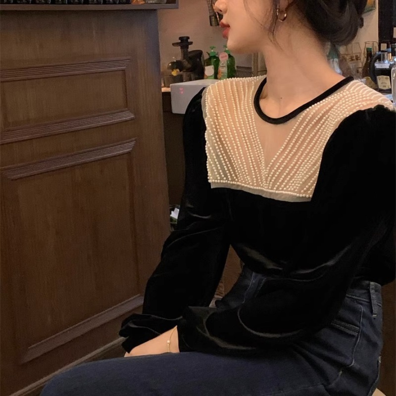 法式復古赫本風珍珠絲絨蕾絲上衣女獨特設計感小眾網紗打底衫秋冬