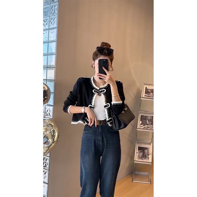 Xiaoxiangfeng knitted cardigan women's autumn and winter design niche high-end short top unique unique sweater jacket