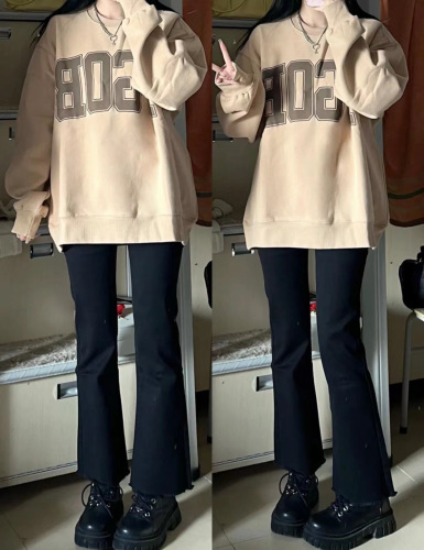 Khaki pullover sweatshirt for women with oversize and missing lower body, loose early autumn retro long-sleeved top for women