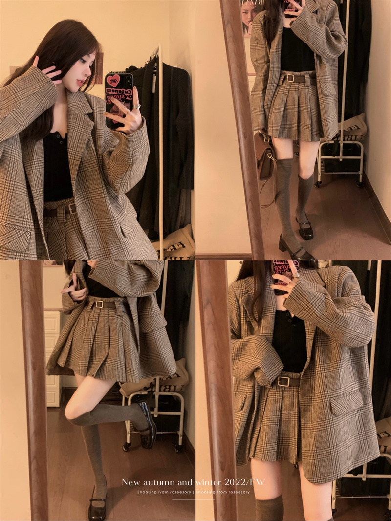Real shot ~ 2023 Korean college style suit plaid blazer retro high waist pleated skirt one-piece set